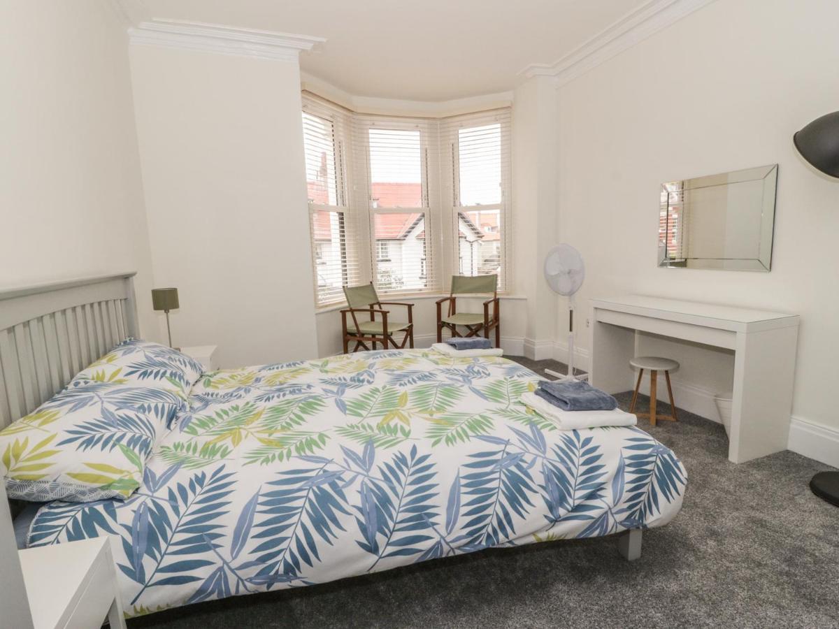 Charnwood Villa Llandudno Bagian luar foto