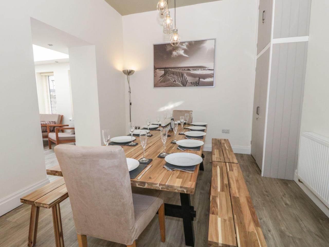 Charnwood Villa Llandudno Bagian luar foto
